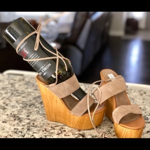 Steve Madden Leather Wedges - Women’s size 7